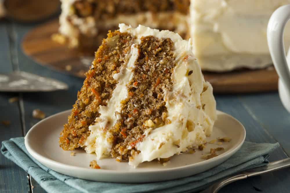 Why Do Carrots Turn Green in Carrot Cake?